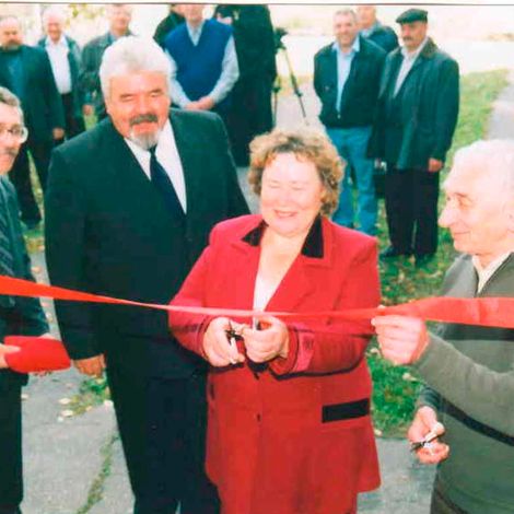 Открытие музея, сентябрь 2003 г. Слева направо С.Ф. Мищенко, А.В. Бондарь, П.А. Полянская, М.Б.